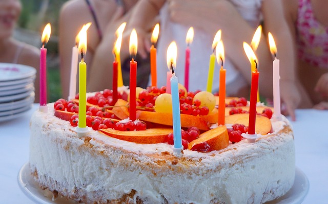 tarta gratis cumpleaños